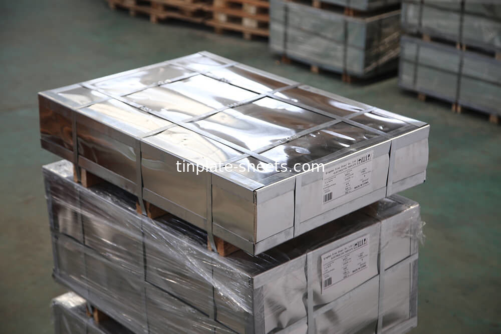 Hojas de estaño para latas de productos químicos y latas de alimentos con un peso de 1,5-1,85 MT por paquete y JIS G3303 EN10202 Norma ASTM624